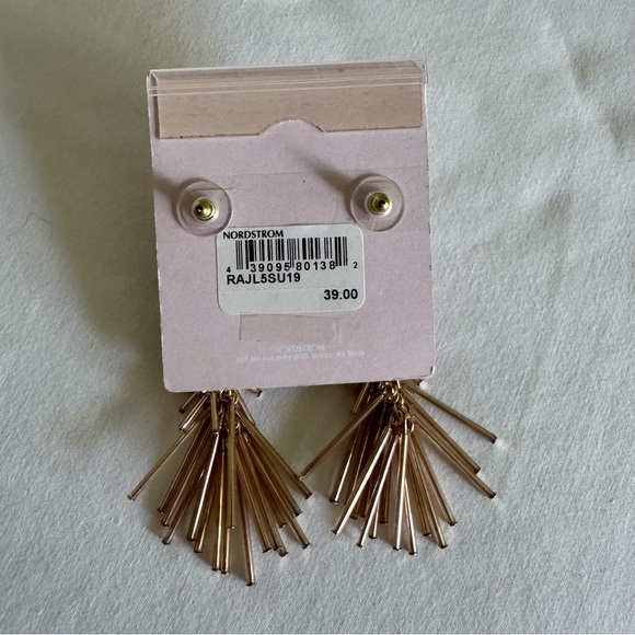 Rachel Parcell Gold Fringe Statement Earrings Brand New - Picture 4 of 4